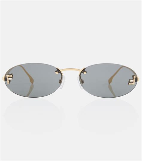 assistance sunglass fendi